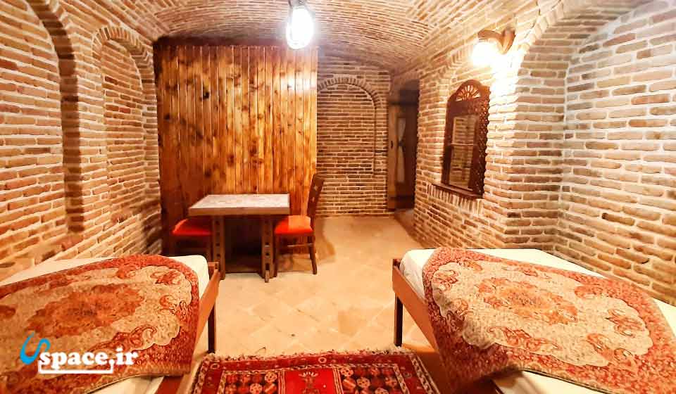 اتاق سرداب هتل سنتی پهلوان رزاز - تهران